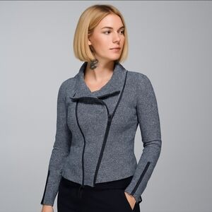 Lululemon Bust A Move Jacket Plush Petal 4 HAS HOOD